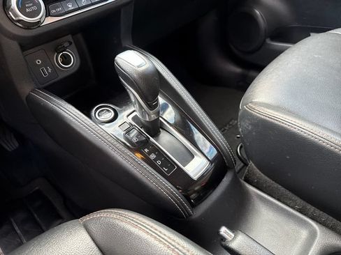 Used 2020 Nissan Kicks SR w/ SR Premium Package FWD image 24