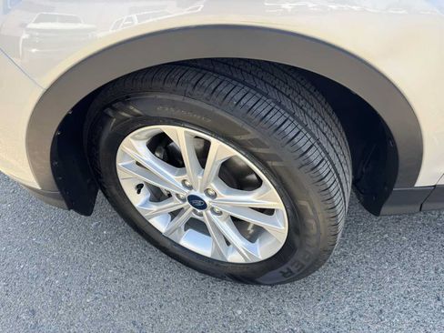 Used 2019 Ford Escape S FWD image 35