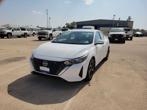 Used 2024 Nissan Sentra SV w/ All-Weather Package FWD image 4