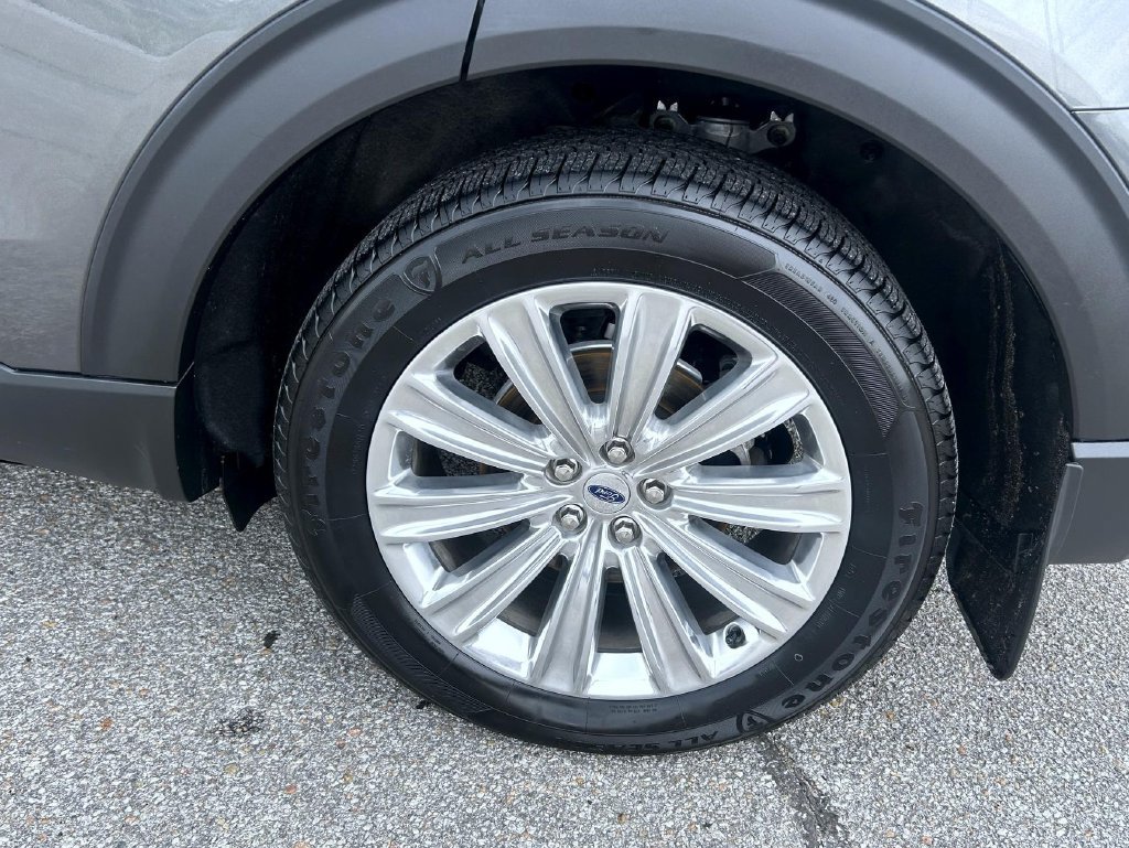 Used 2020 Ford Explorer Limited w/ Class III Trailer Tow Package AWD/4WD image 25
