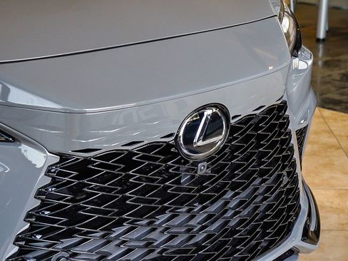 New 2026 Lexus RX 500h F Sport image 10