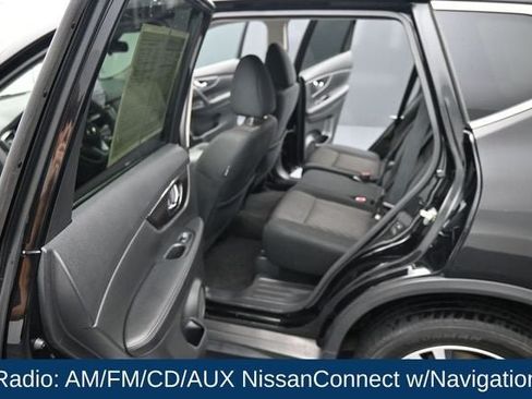 Used 2020 Nissan Rogue SV w/ Premium Package AWD/4WD image 17