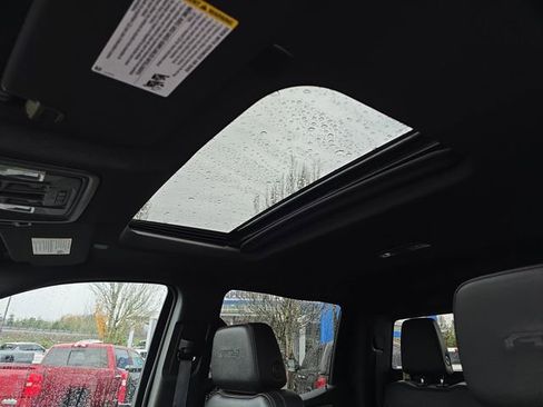 Certified 2023 GMC Sierra 1500 AT4 w/ Technology Package image 22