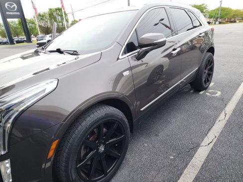 Used 2020 Cadillac XT5 Premium Luxury image 1