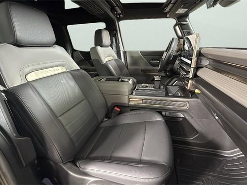 Certified 2025 GMC Hummer EV 2X w/ LPO, Cargo Utility Package image 36