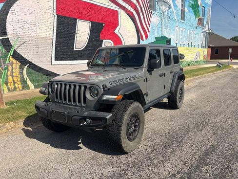 Used 2023 Jeep Wrangler Unlimited Sport AWD/4WD image 49