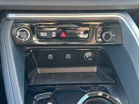 New 2025 Audi Q5 Premium image 29