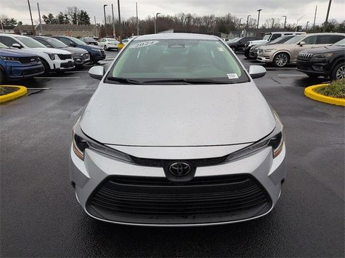 Certified 2024 Toyota Corolla LE image 2