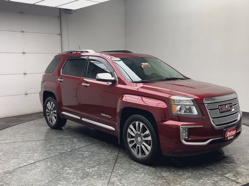 Used 2017 GMC Terrain Denali image 34