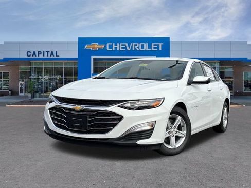 New 2025 Chevrolet Malibu LS w/ Driver Confidence Package FWD image 2