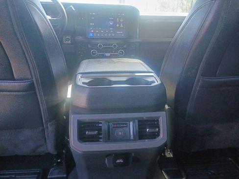 Used 2026 Ford F350 Lariat w/ Black Appearance Package AWD/4WD image 13