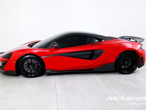 Used 2019 McLaren 600LT RWD image 6