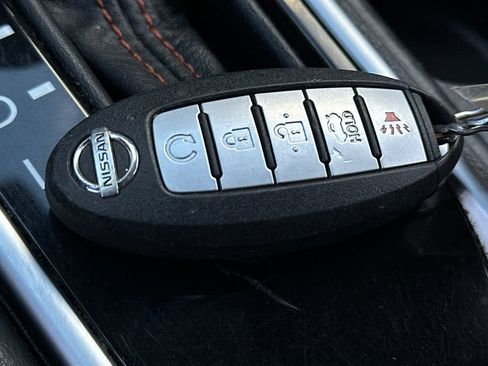 Used 2022 Nissan Sentra SR w/ Lighting Package image 24