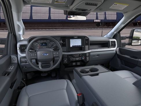 New 2026 Ford F550 4x4 Crew Cab Super Duty image 9