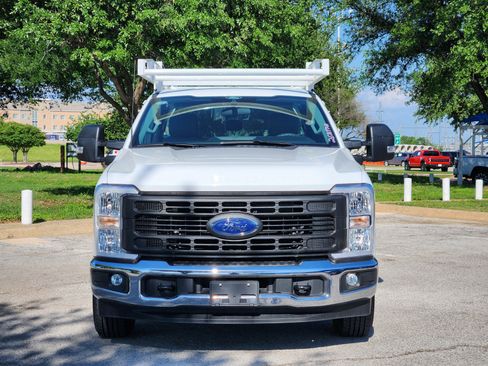 Used 2024 Ford F250 XL w/ XL Chrome Package RWD image 29