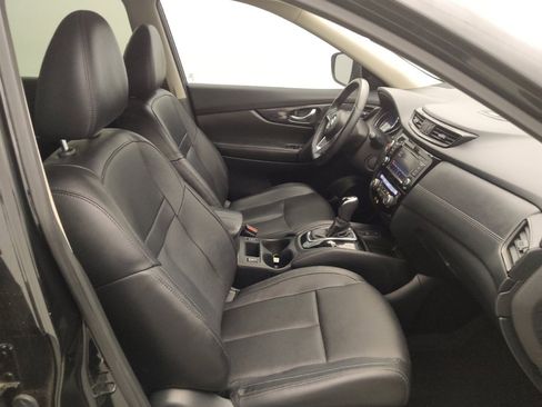 Used 2019 Nissan Rogue SL w/ Premium Package image 21