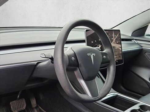 Used 2021 Tesla Model 3 Long Range image 11