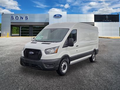 New 2025 Ford Transit 250 148 Medium Roof w/ Load Area Protection Package