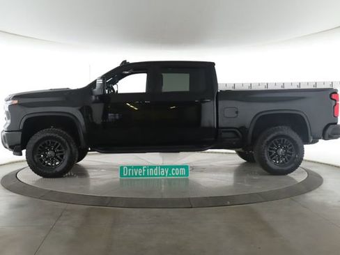 Used 2024 Chevrolet Silverado 2500 ZR2 w/ LPO, Dark Essentials Package AWD/4WD image 9