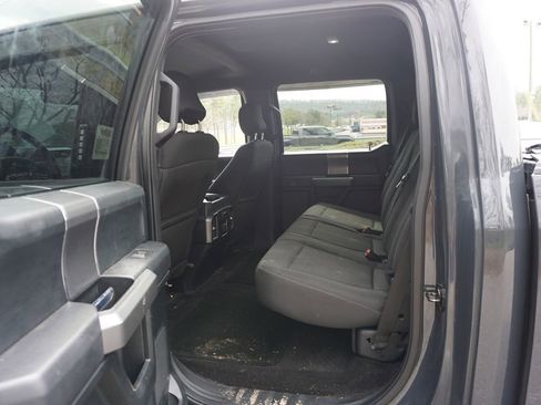 Used 2016 Ford F150 XLT w/ Equipment Group 302A Luxury image 12