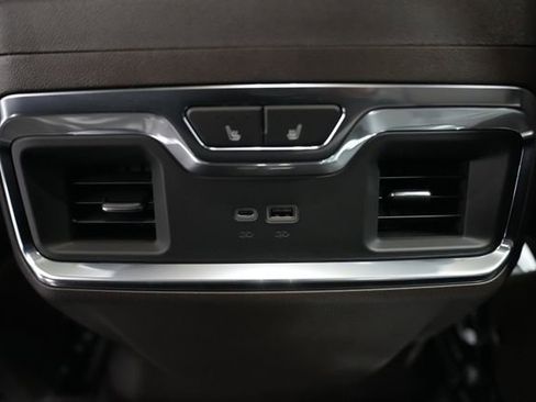 New 2026 GMC Sierra 2500 Denali w/ Denali Reserve Package image 16