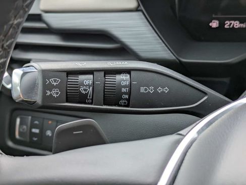 Used 2024 GMC Acadia Elevation w/ Luxury Package FWD image 38