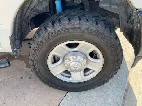 Used 2022 RAM 2500 Tradesman AWD/4WD image 9