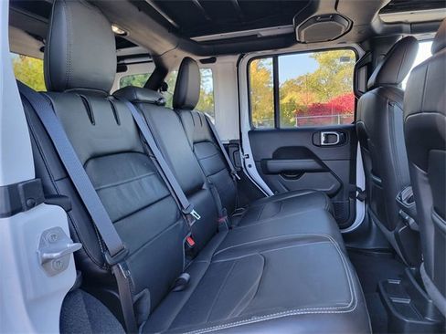 Certified 2023 Jeep Wrangler Unlimited Sahara w/ Cold Weather Group image 13