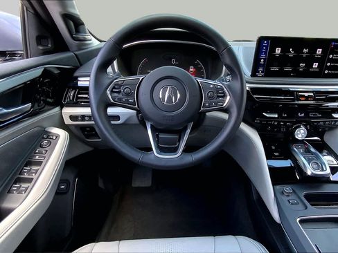 Used 2026 Acura MDX SH-AWD w/ Technology Package image 6