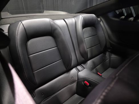 Used 2017 Ford Mustang GT Premium w/ GT Performance Package RWD image 34