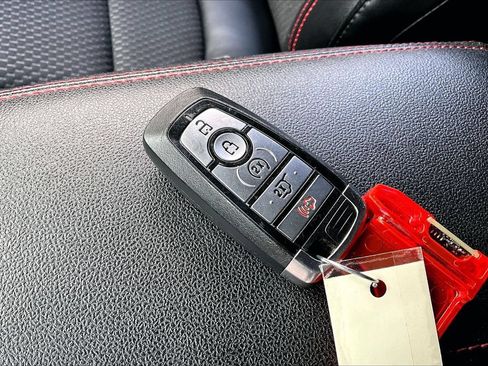 Used 2023 Ford Escape ST-Line w/ Tech Pack #1 AWD/4WD image 35
