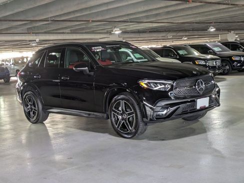 Certified 2025 Mercedes-Benz GLC 300 image 6