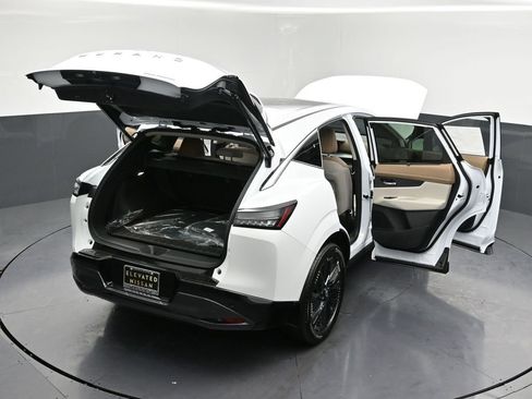 New 2026 Nissan Murano Platinum w/ Cargo Package AWD/4WD image 35