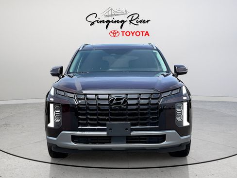 Used 2025 Hyundai Palisade Limited AWD/4WD image 2