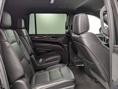 Used 2022 Cadillac Escalade ESV Luxury AWD/4WD image 21