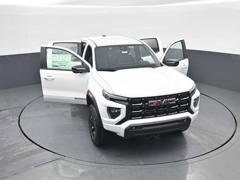 New 2026 GMC Canyon Elevation image 42