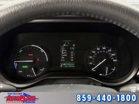 Used 2024 Toyota Sienna XLE FWD image 4