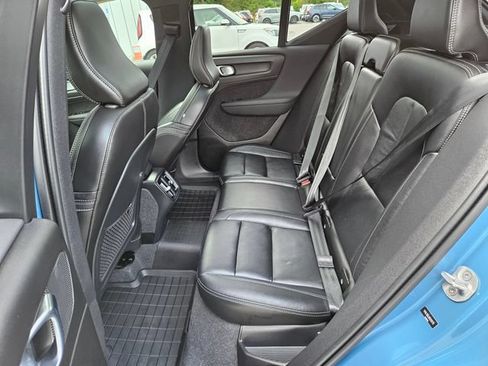 Certified 2024 Volvo XC40 B5 Plus w/ Protection Package Premier AWD/4WD image 14