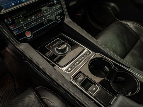 Used 2017 Jaguar F-PACE S image 27