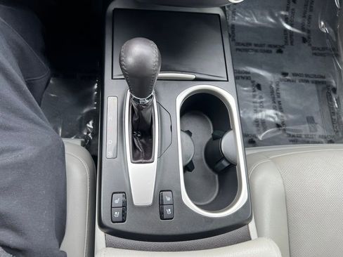 Certified 2017 Acura RDX AWD w/ Advance Package image 26