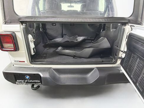 Used 2023 Jeep Wrangler Unlimited Sport AWD/4WD image 26