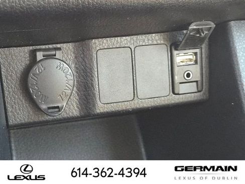 Used 2018 Toyota Corolla LE image 25