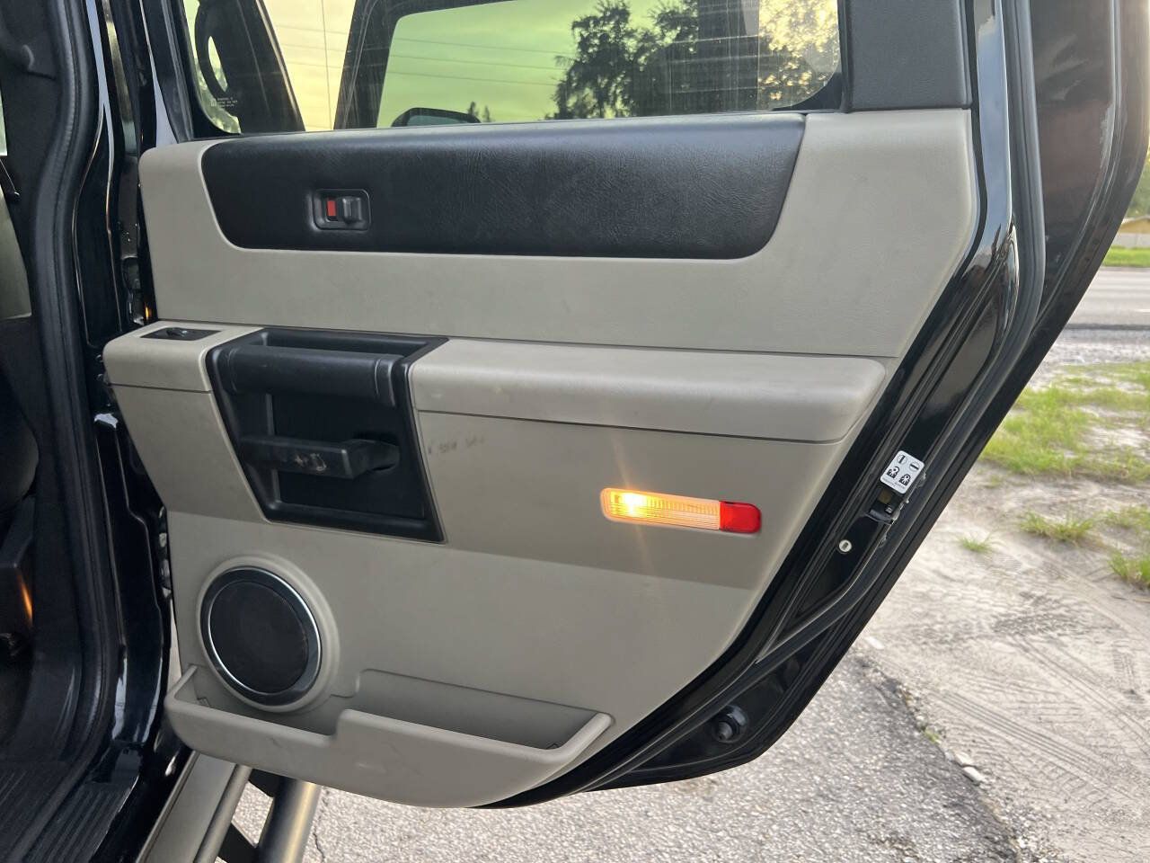 Used 2006 HUMMER H2 SUT AWD/4WD image 23