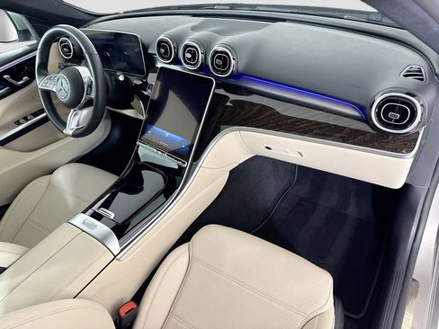 Certified 2022 Mercedes-Benz C 300 4MATIC Sedan image 18