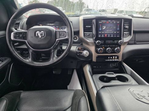 Used 2019 RAM 1500 Laramie w/ Sport Appearance Package AWD/4WD image 14