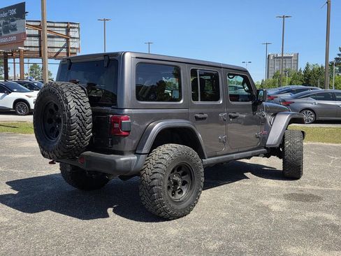 Used 2020 Jeep Wrangler Unlimited Rubicon w/ Dual Top Group AWD/4WD image 6