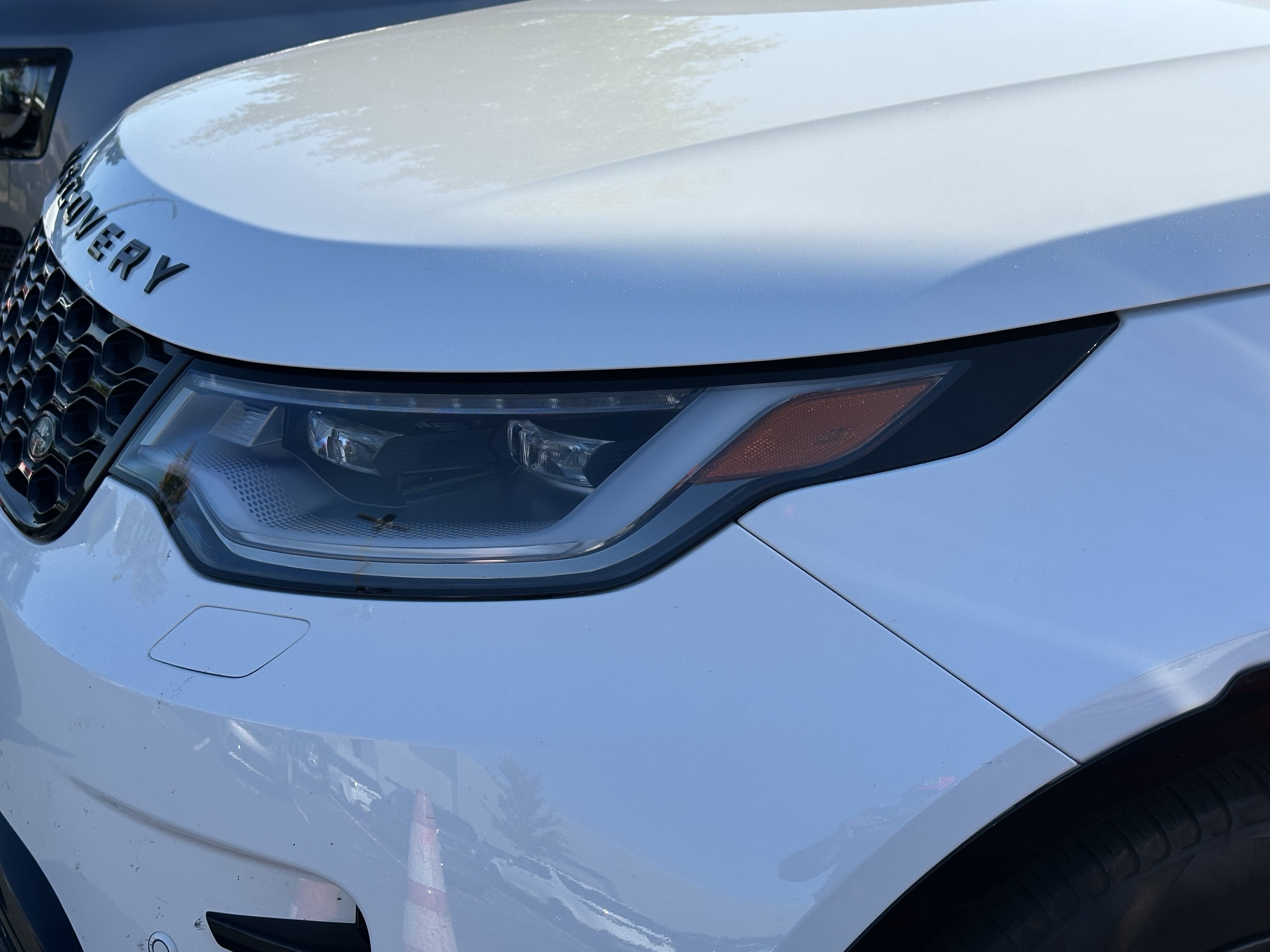 Certified 2023 Land Rover Discovery S R-Dynamic AWD/4WD image 35