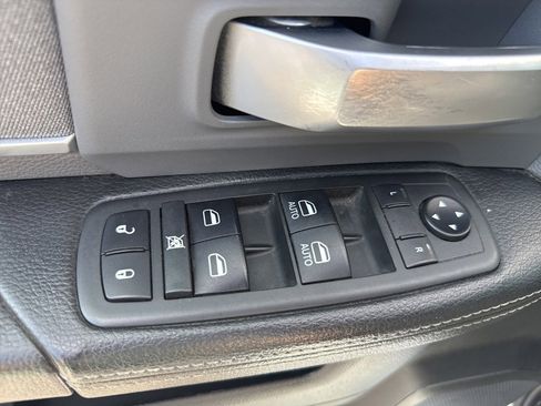 Used 2019 RAM 2500 Big Horn image 20