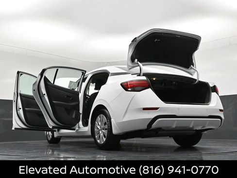 Certified 2025 Nissan Sentra S FWD image 34