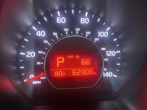Used 2015 Kia Soul image 36